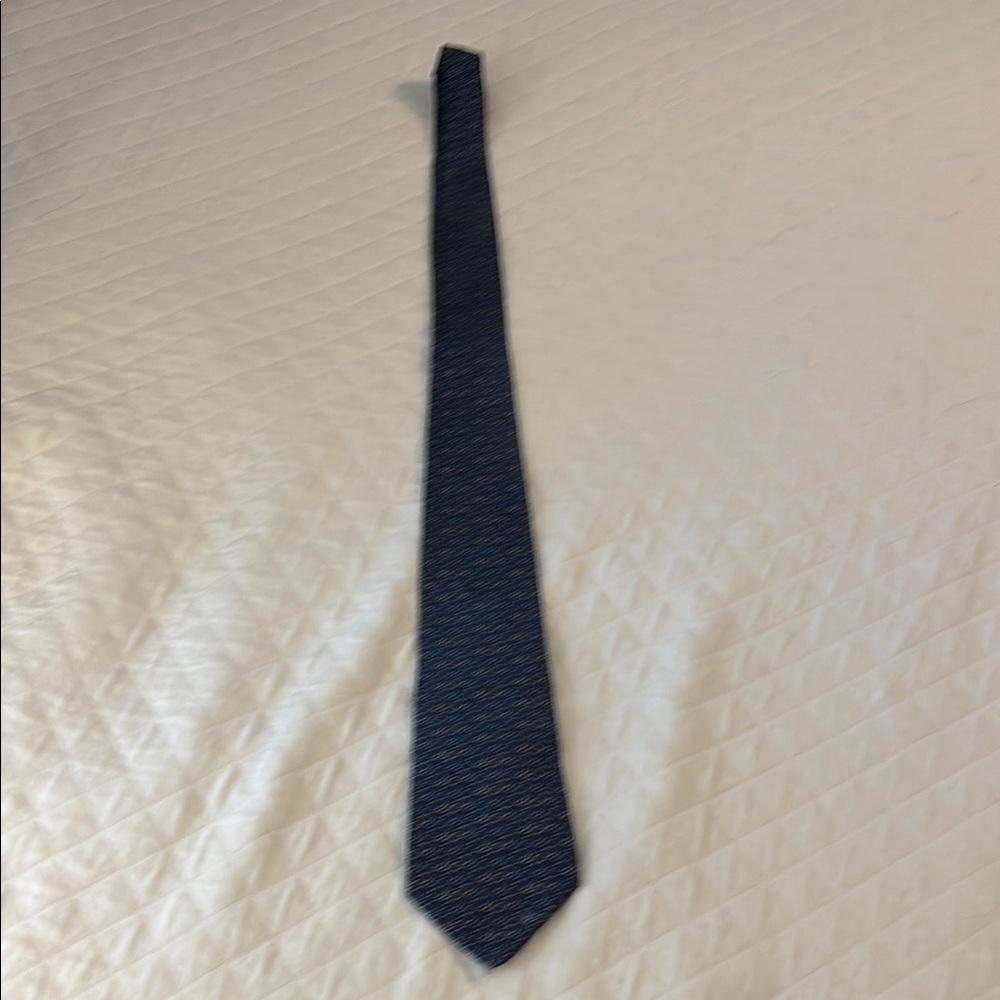 Elegant Blue Patterned Tie